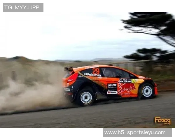 戴维森G联盟首秀表现抢眼火记期待他在未来大放异彩